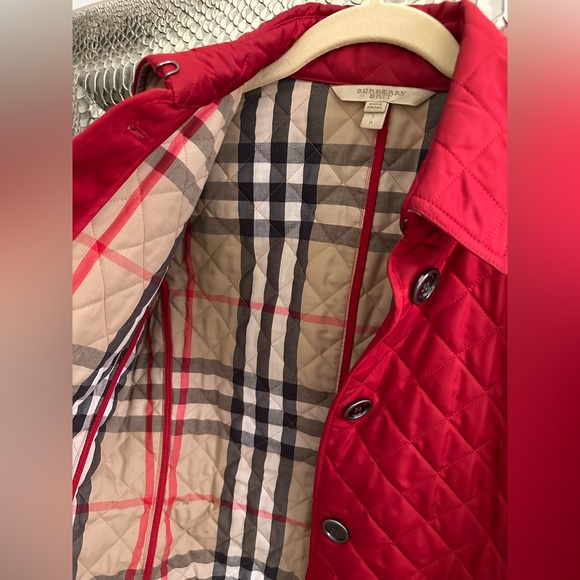 Burberry Red Quilted Jacket - Picture 4 of 16